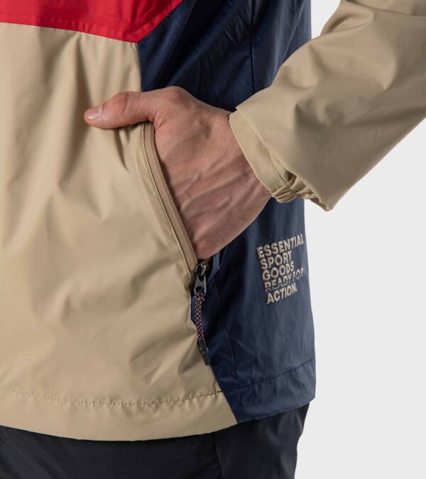 Montagne Rompeviento Chase